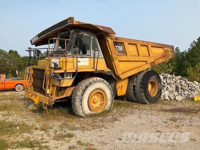 CAT 775D Dumpers articolati