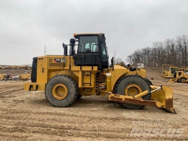 CAT 814K Dozer gommati