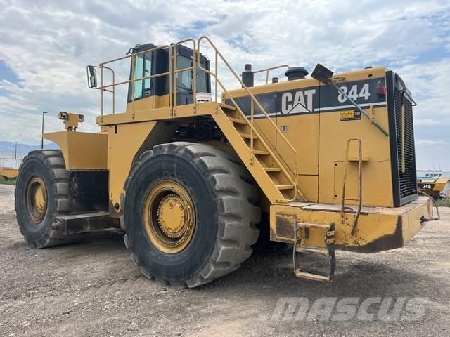 CAT 844H Dozer gommati
