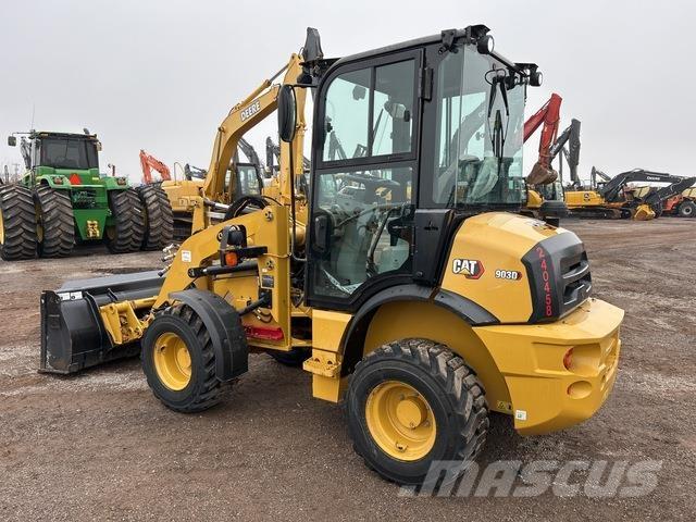 CAT 903D Pale gommate