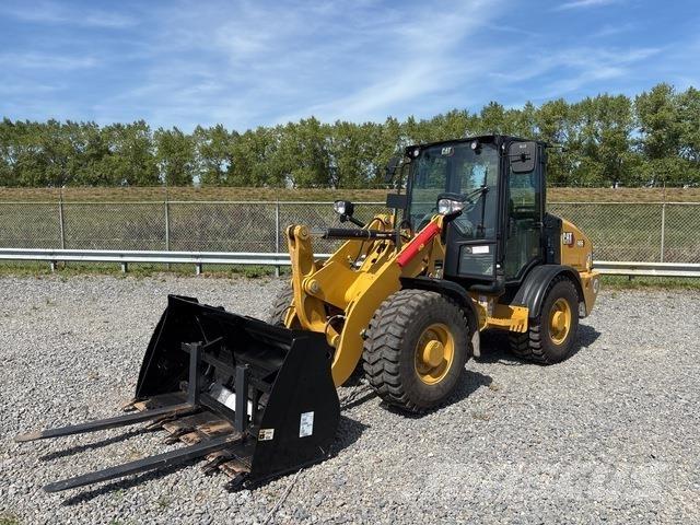 CAT 906 Pale gommate