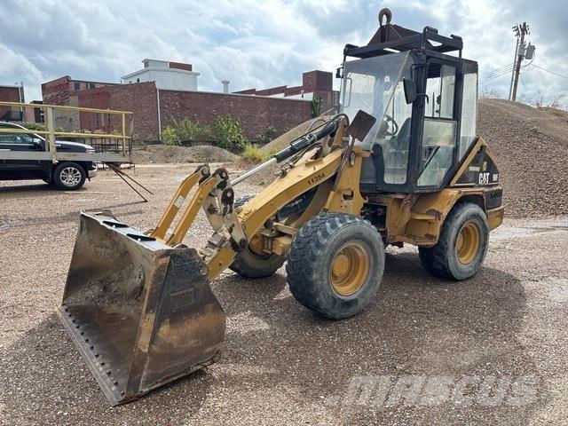 CAT 906 Pale gommate
