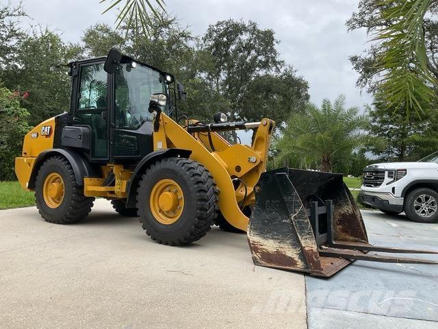 CAT 906 Pale gommate