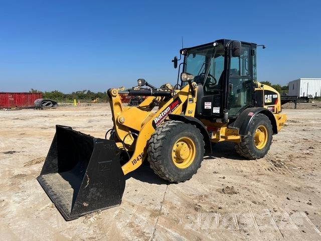 CAT 906M Pale gommate