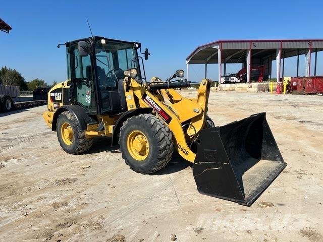 CAT 906M Pale gommate