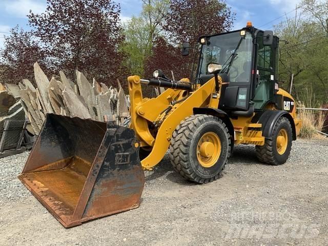 CAT 907H Pale gommate