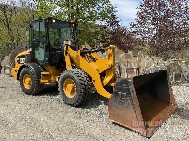 CAT 907H Pale gommate