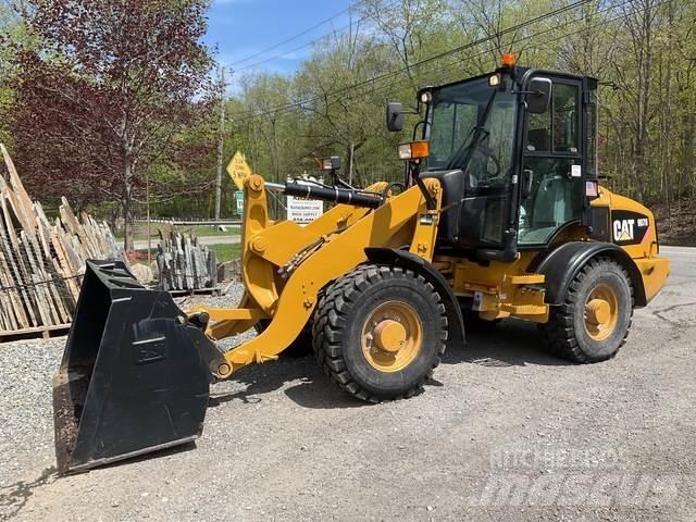 CAT 907H Pale gommate