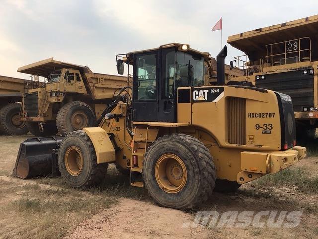 CAT 924H Pale gommate