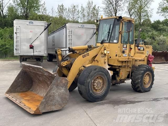 CAT 926 Pale gommate