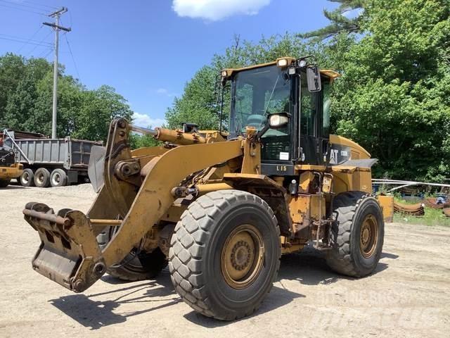 CAT 938H Pale gommate