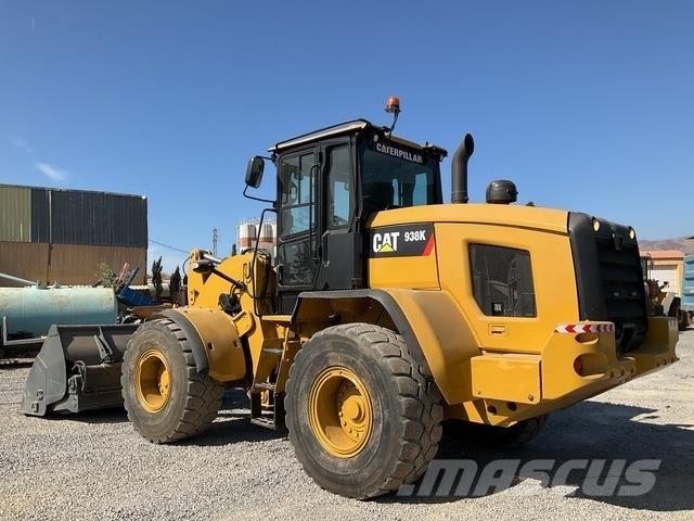 CAT 938K Pale gommate