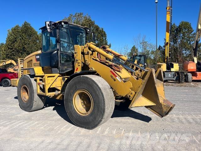 CAT 938M Pale gommate