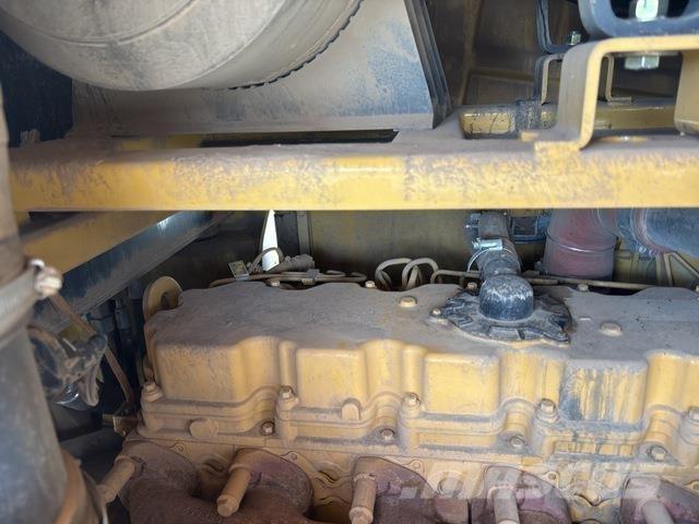CAT 950 GC Pale gommate