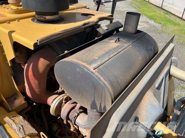 CAT 950 H Pale gommate