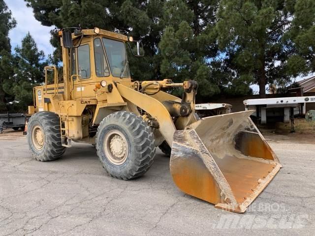 CAT 950B Pale gommate