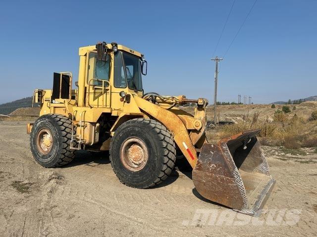 CAT 950E Pale gommate