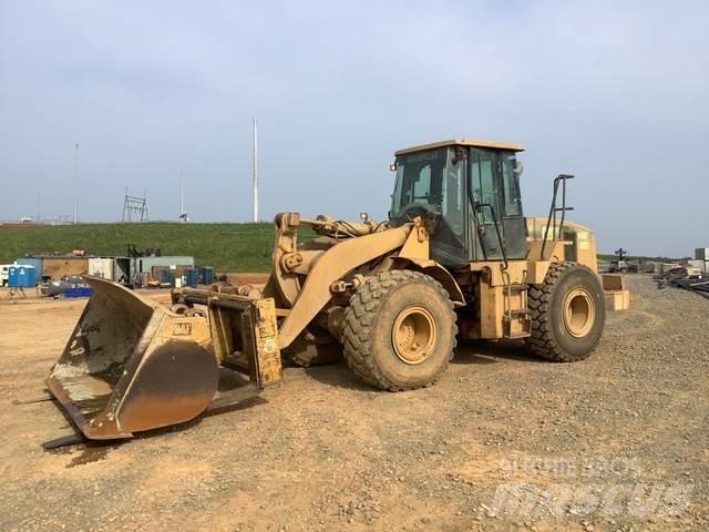 CAT 950G Pale gommate