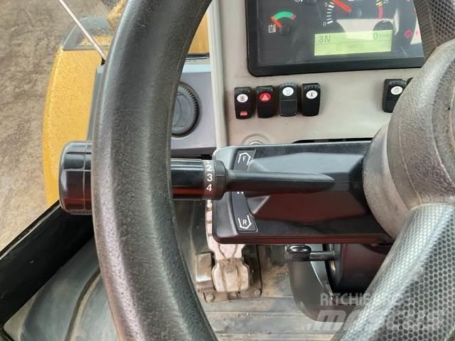 CAT 950GC Pale gommate