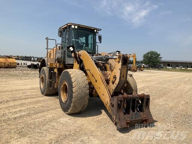 CAT 950M Pale gommate