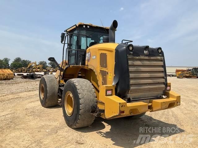 CAT 950M Pale gommate