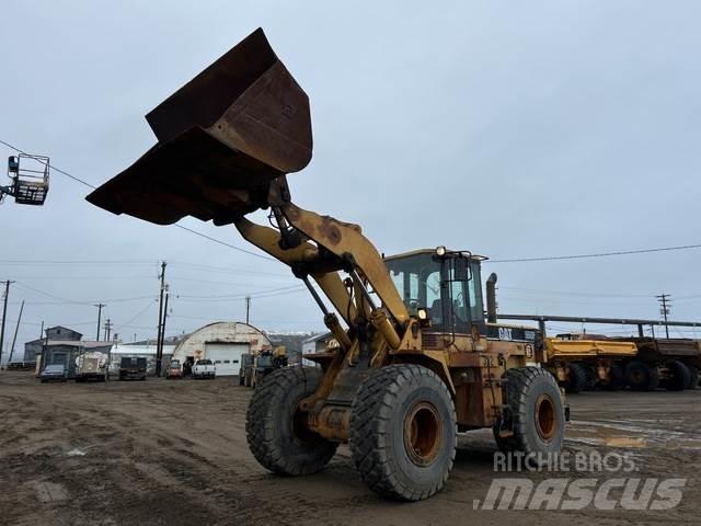 CAT 960F Pale gommate