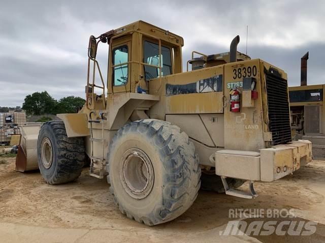 CAT 966F Pale gommate
