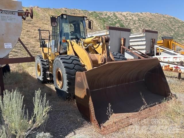 CAT 966G Pale gommate
