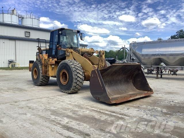 CAT 966G Pale gommate