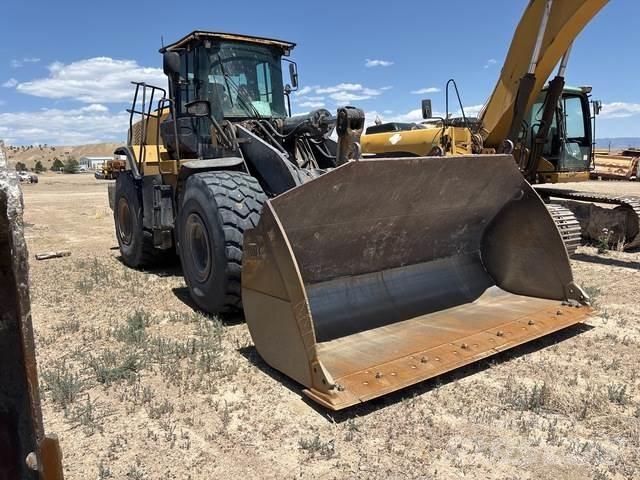 CAT 966K Pale gommate