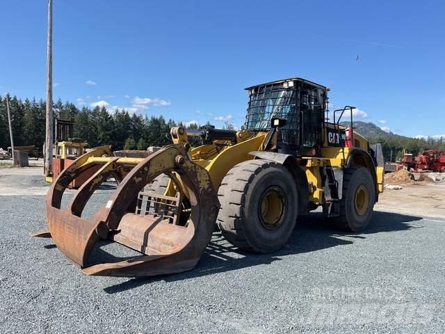 CAT 966M Pale gommate