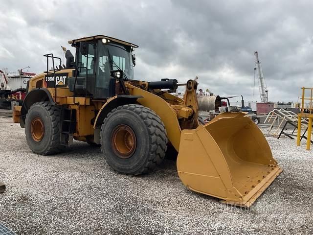 CAT 966M Pale gommate