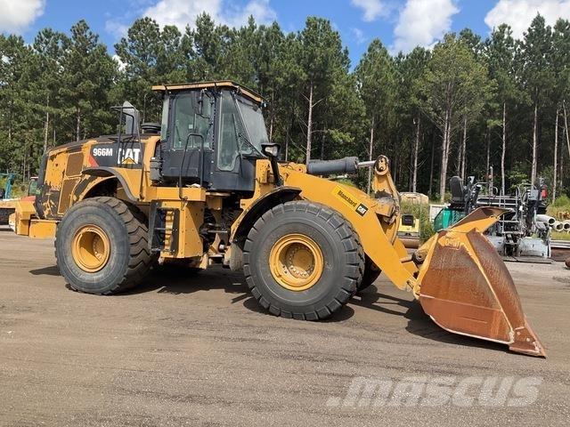 CAT 966M Pale gommate