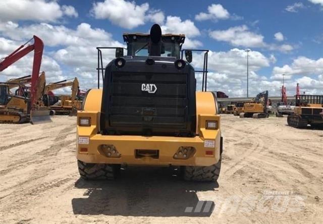 CAT 972 Pale gommate