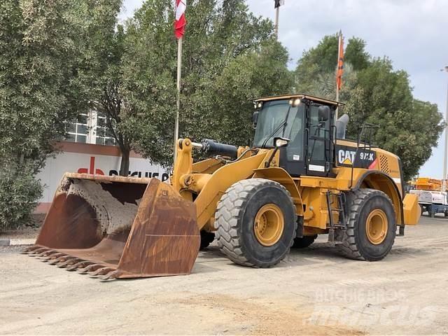 CAT 972K Pale gommate
