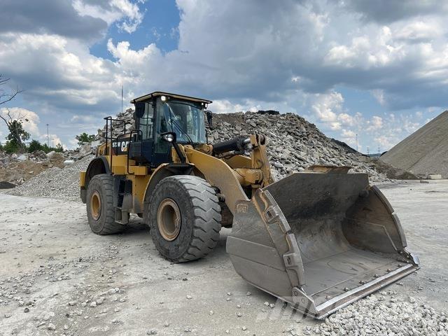 CAT 972M Pale gommate
