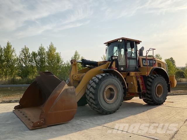 CAT 972M XE Pale gommate