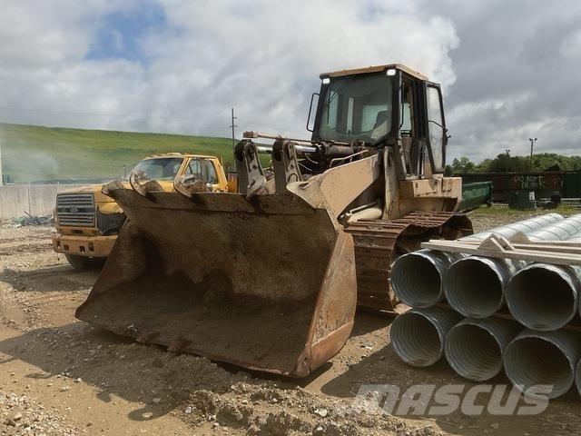 CAT 973C Pale cingolate