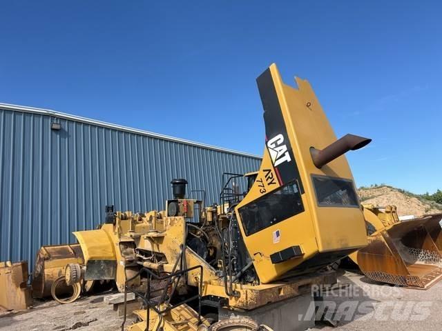 CAT 980G Pale gommate