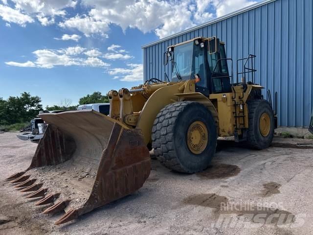 CAT 980G Pale gommate