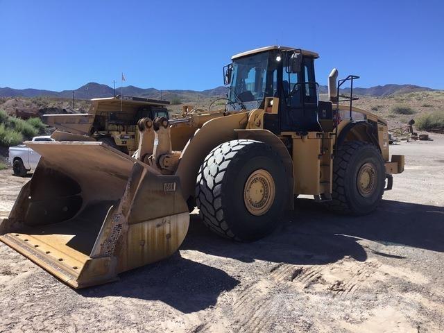 CAT 980H Pale gommate