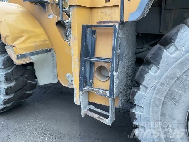 CAT 980K Pale gommate