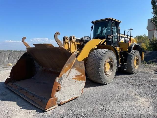 CAT 982M Pale gommate