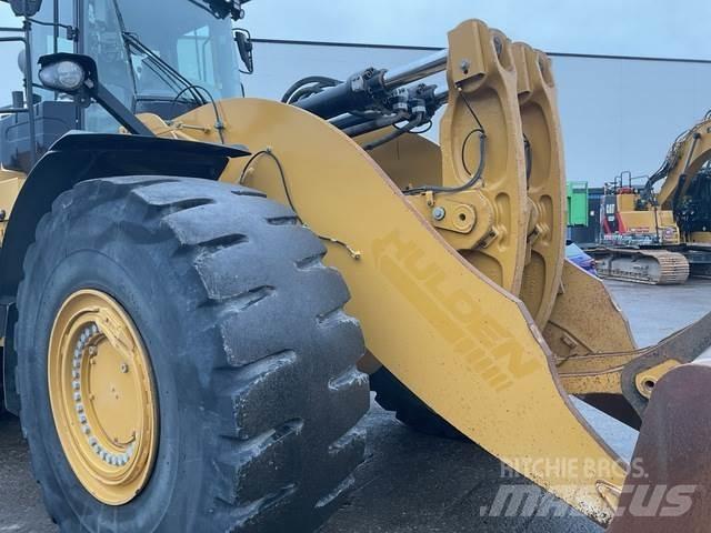 CAT 982M Pale gommate
