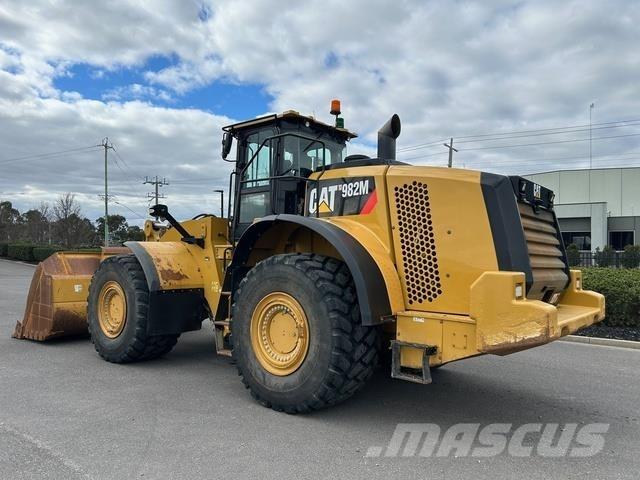 CAT 982M Pale gommate
