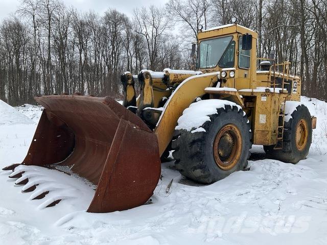 CAT 988B Pale gommate