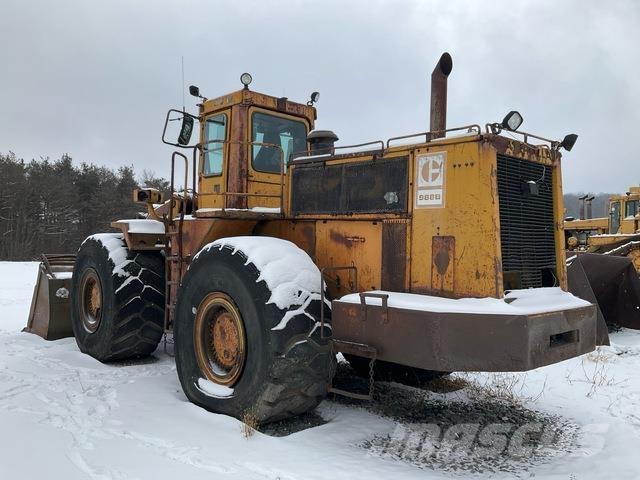 CAT 988B Pale gommate