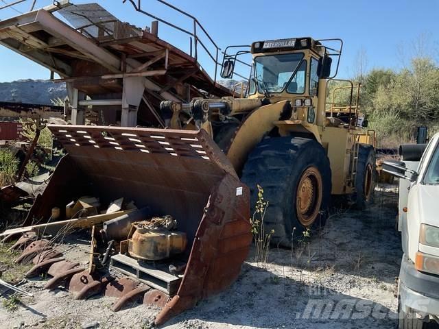 CAT 988F Pale gommate