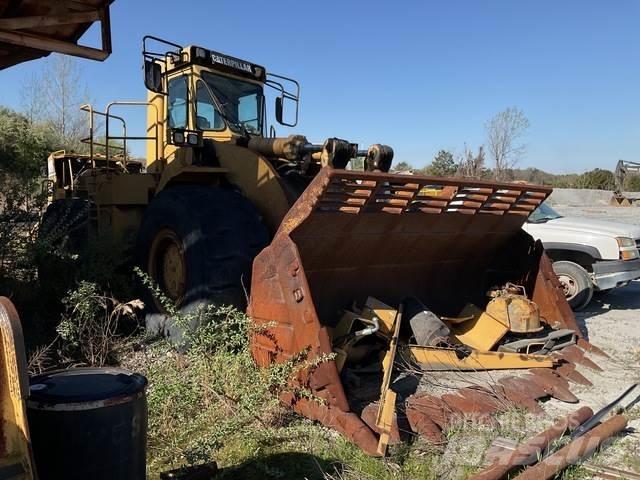 CAT 988F Pale gommate