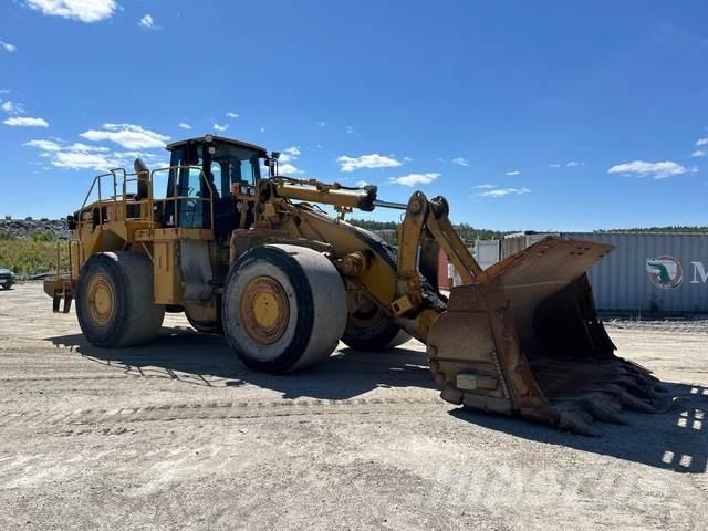 CAT 988G Pale gommate